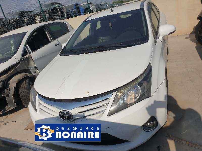 toyota avensis (t27) del año 2012