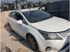 toyota avensis (t27) del año 2012 2