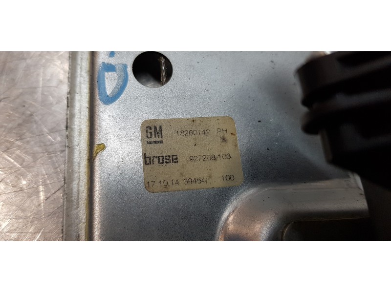 Recambio de elevalunas trasero derecho para opel zafira tourer expression referencia OEM IAM 13260142  