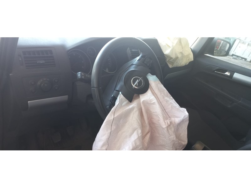 opel zafira b del año 2014 opel zafira b del año 2014