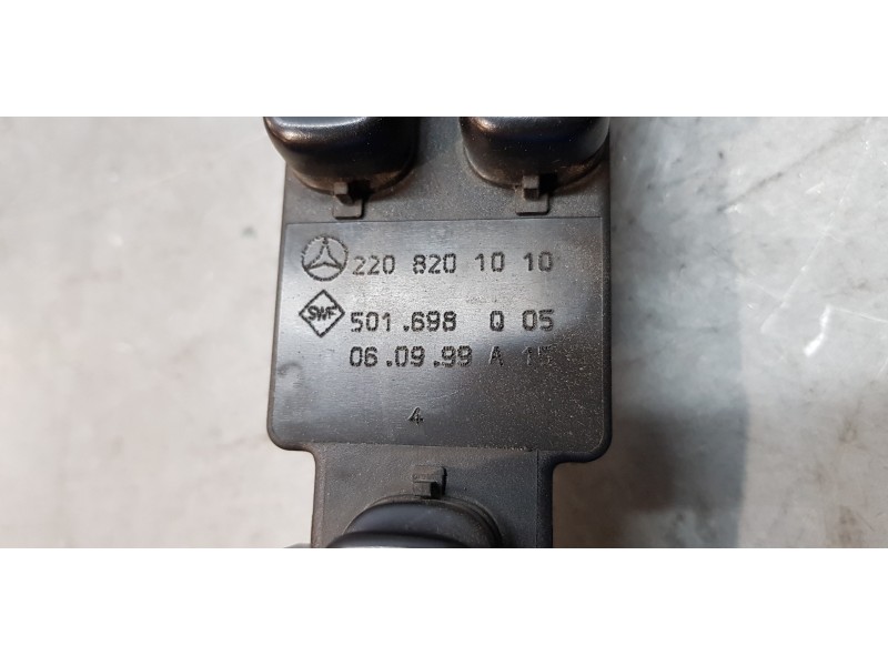 Recambio de mando elevalunas delantero izquierdo para mercedes clase s (w220) berlina 320 (220.065) referencia OEM IAM 220820101