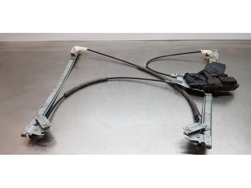 Recambio de elevalunas delantero derecho para renault espace iv (jk0) initiale referencia OEM IAM 8200017894  