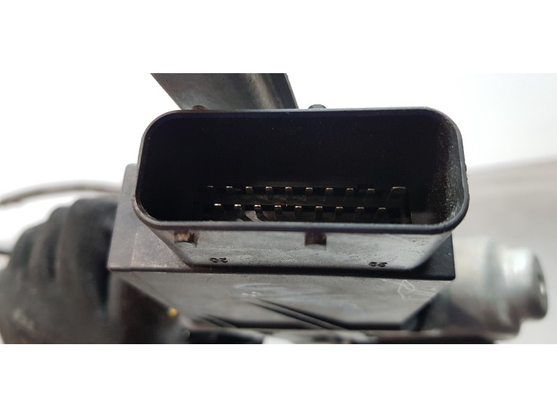 Recambio de elevalunas delantero derecho para renault espace iv (jk0) initiale referencia OEM IAM 8200017894  