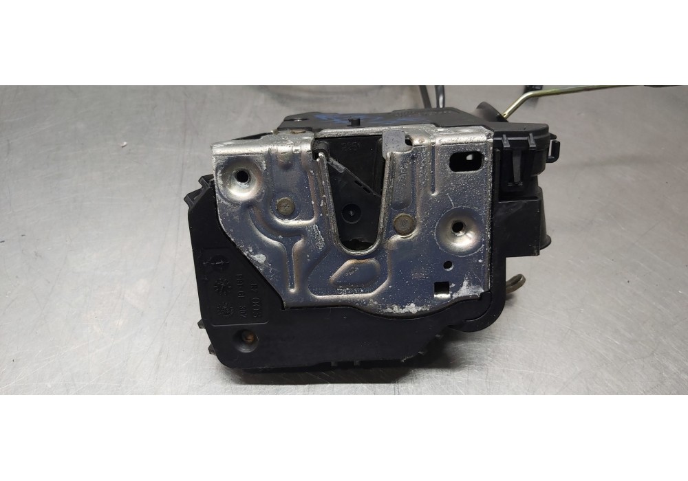 Recambio de cerradura puerta delantera derecha para mercedes clase clk (w209) coupe 320 (209.365) referencia OEM IAM 2097200435 