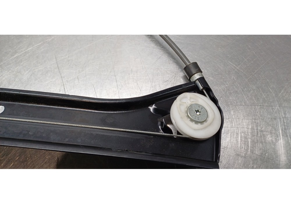 Recambio de elevalunas delantero derecho para mercedes clase clk (w209) coupe 320 (209.365) referencia OEM IAM A2097200846  