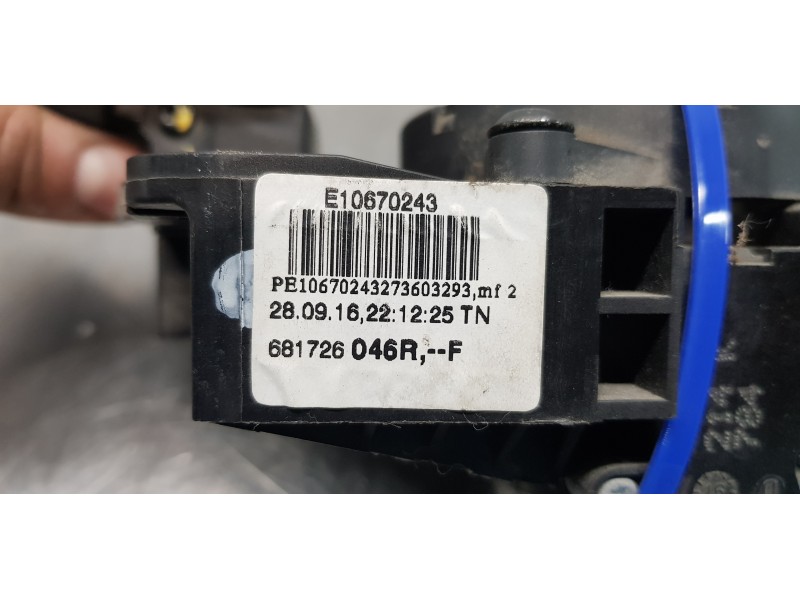 Recambio de mando multifuncion para dacia lodgy laureate referencia OEM IAM 255672302R  