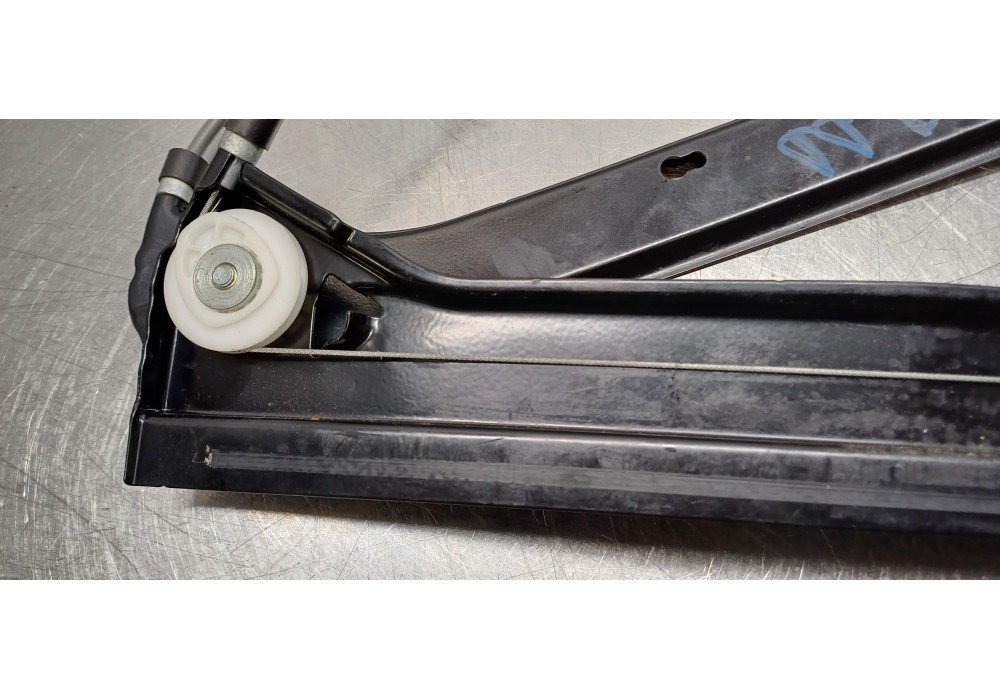 Recambio de elevalunas delantero derecho para mercedes clase clk (w209) coupe 320 (209.365) referencia OEM IAM A2097200846  