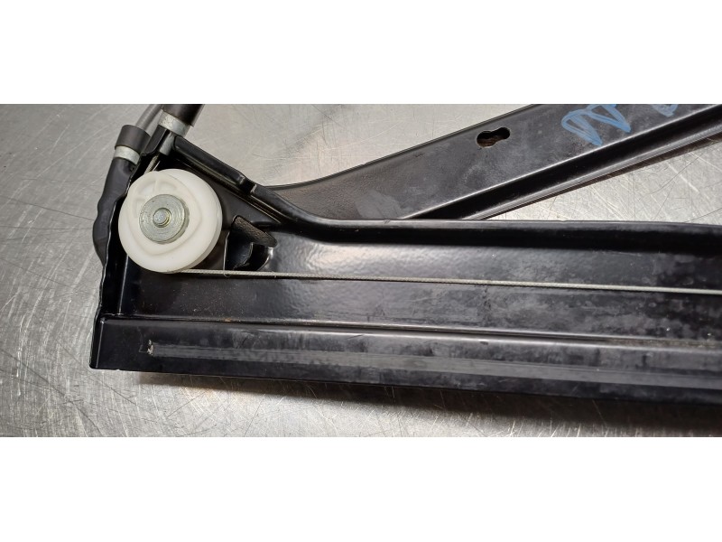 Recambio de elevalunas delantero derecho para mercedes clase clk (w209) coupe 320 (209.365) referencia OEM IAM A2097200846  