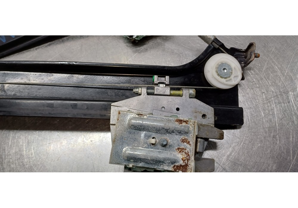 Recambio de elevalunas delantero derecho para mercedes clase clk (w209) coupe 320 (209.365) referencia OEM IAM A2097200846  