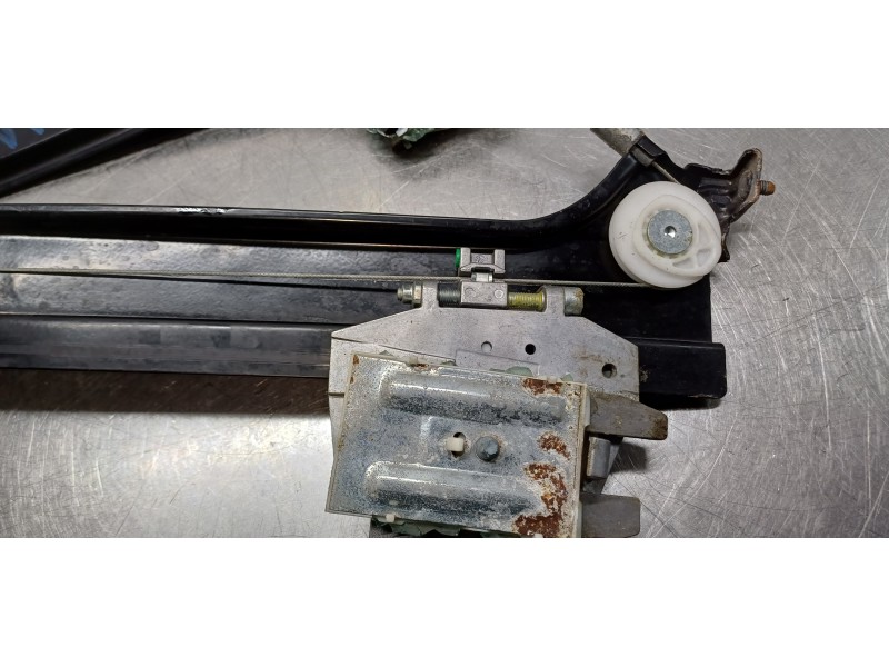 Recambio de elevalunas delantero derecho para mercedes clase clk (w209) coupe 320 (209.365) referencia OEM IAM A2097200846  