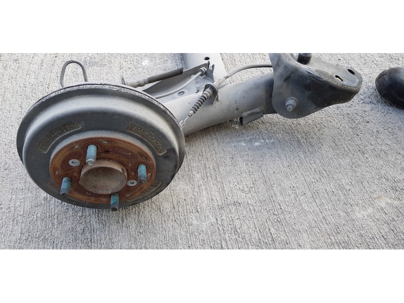 Recambio de puente trasero para ford fiesta (cb1) ambiente referencia OEM IAM 1554595 8V515K952FK  Recambio de puente trasero para ford fiesta (cb1) ambiente referencia OEM IAM 1554595 8V515K952FK