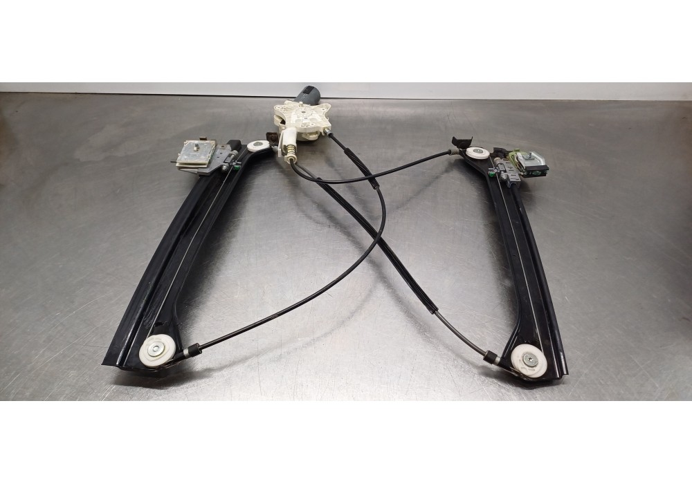 Recambio de elevalunas delantero izquierdo para mercedes clase clk (w209) coupe 320 (209.365) referencia OEM IAM A2097200746  