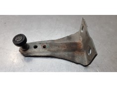 Recambio de soporte / guia puerta corredera para chrysler grand voyager limited referencia OEM IAM 05020899AA  