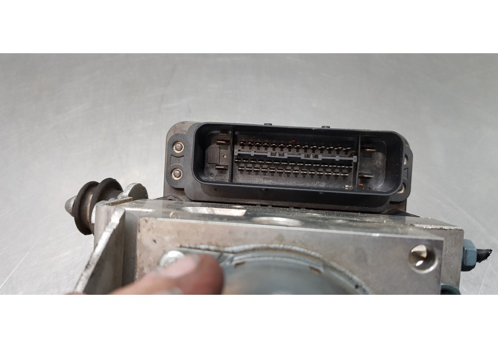 Recambio de abs para audi a8 (4hc/4hl) 3.0 tdi clean diesel quattro referencia OEM IAM 4H0614517R 0265250585 