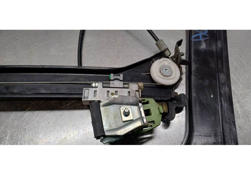 Recambio de elevalunas delantero izquierdo para mercedes clase clk (w209) coupe 320 (209.365) referencia OEM IAM A2097200746  