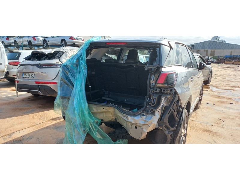 peugeot 3008 del año 2016