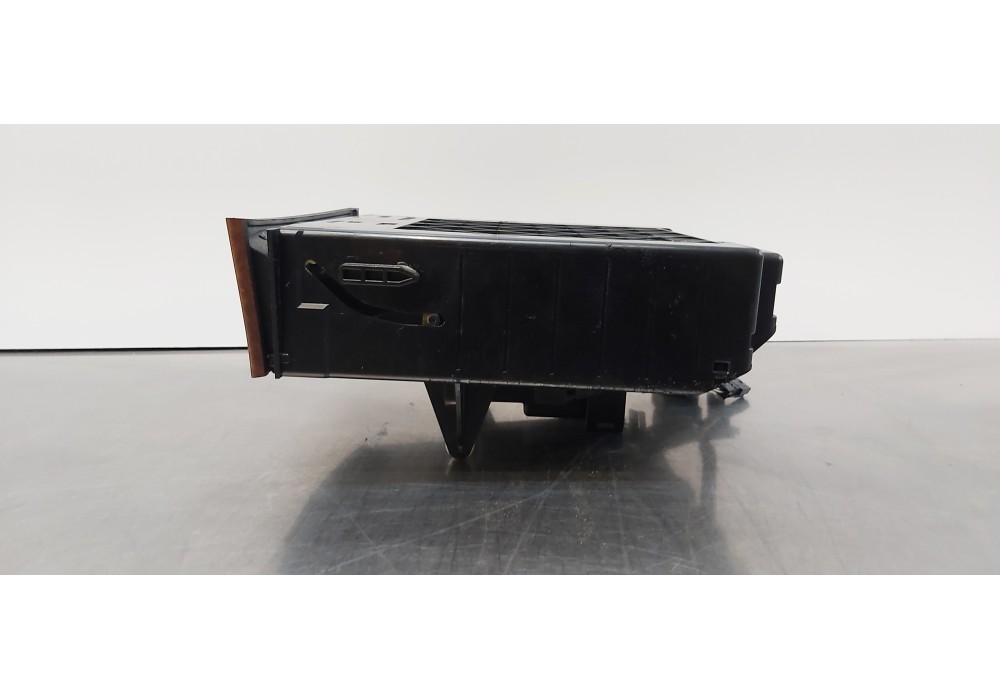 Recambio de warning para mercedes clase e (w211) berlina e 240 4-matic (211.080) referencia OEM IAM 2116800572  