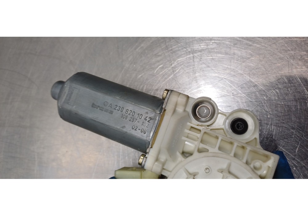 Recambio de elevalunas delantero izquierdo para mercedes clase clk (w209) coupe 320 (209.365) referencia OEM IAM A2097200746  