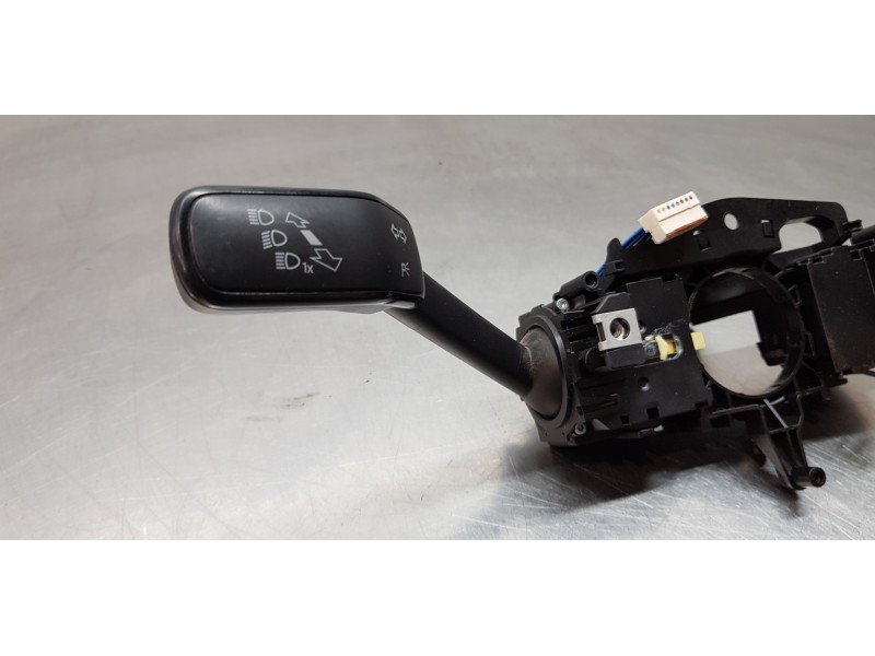 Recambio de mando multifuncion para seat leon sportstourer (kl8) xcellence referencia OEM IAM 5Q1953507FL 5Q1853513AA 5Q1953507F