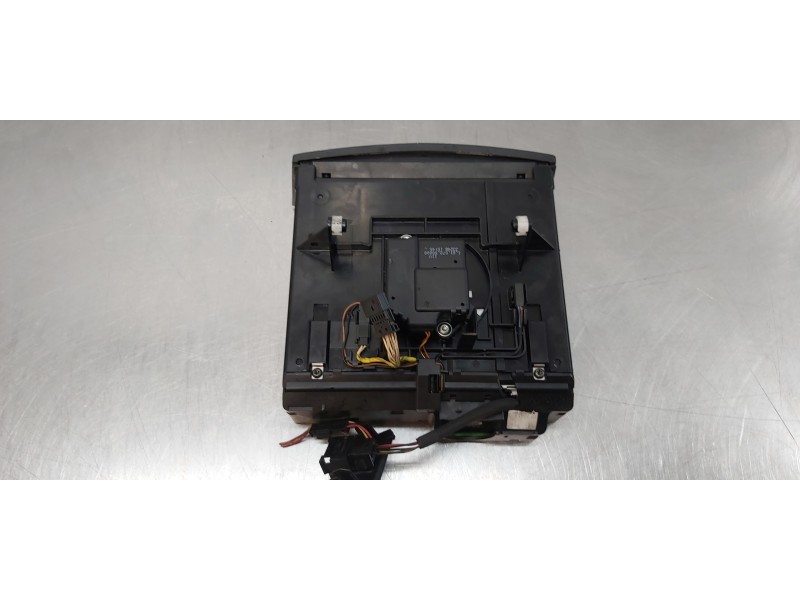 Recambio de warning para mercedes clase e (w211) berlina e 240 4-matic (211.080) referencia OEM IAM 2116800572  