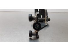 Recambio de soporte / guia puerta corredera para chrysler grand voyager limited referencia OEM IAM 05020672AB   2