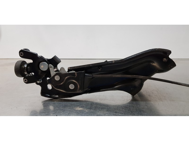 Recambio de soporte / guia puerta corredera para chrysler grand voyager limited referencia OEM IAM 5020920AB  