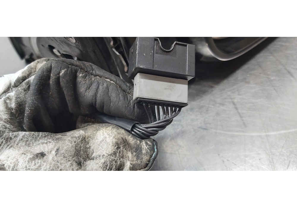 Recambio de retrovisor derecho para mercedes clase clk (w209) coupe 320 (209.365) referencia OEM IAM A2098100276  