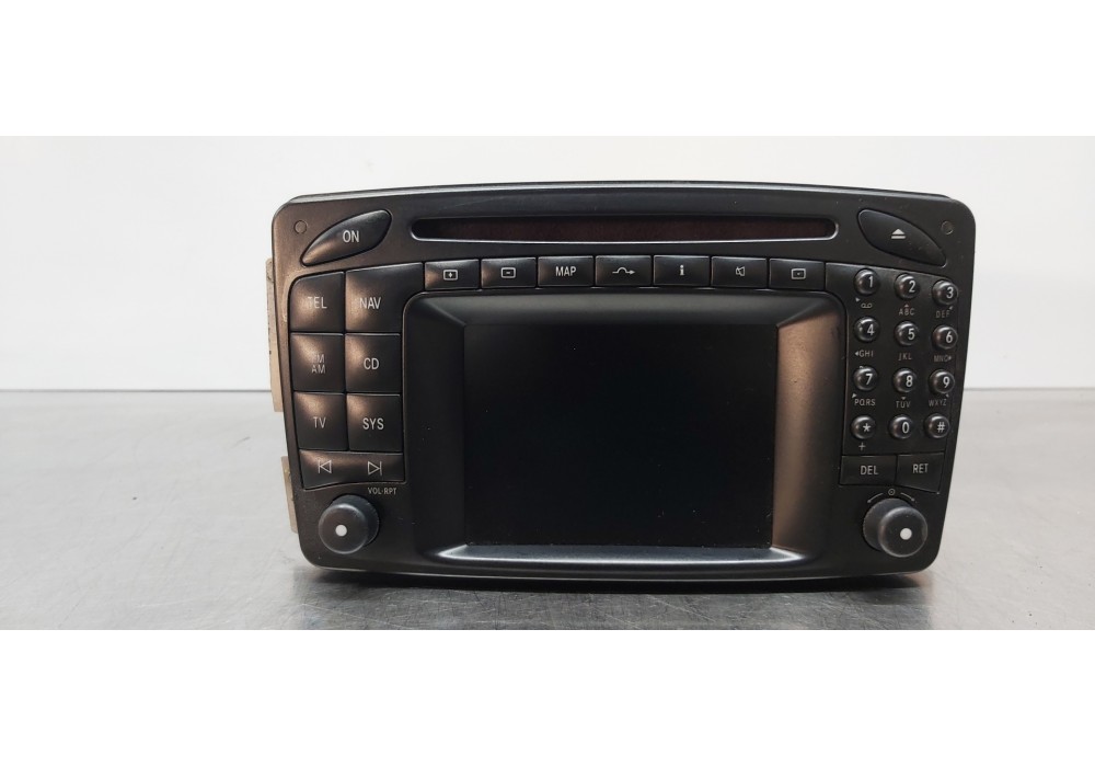 Recambio de sistema audio / radio cd para mercedes clase clk (w209) coupe 320 (209.365) referencia OEM IAM A2038275242 A20382736