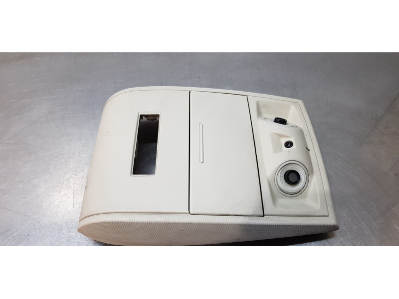 Recambio de luz interior para chrysler grand voyager limited referencia OEM IAM 1LX531W1AA  