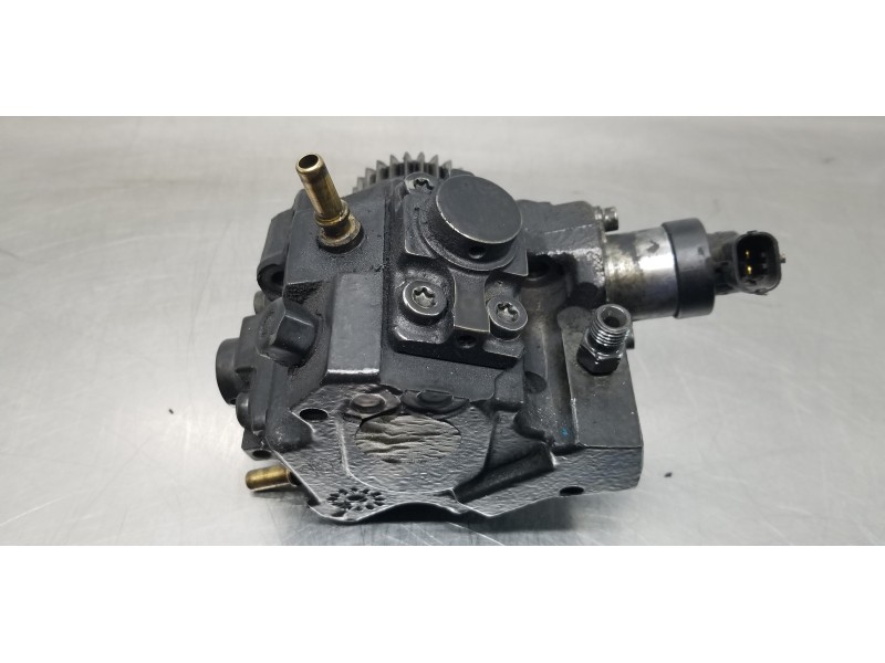 Recambio de bomba inyeccion para renault espace v icon referencia OEM IAM 167005114R  