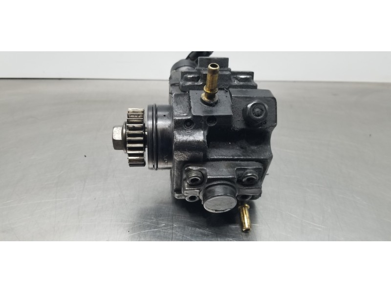 Recambio de bomba inyeccion para renault espace v icon referencia OEM IAM 167005114R  