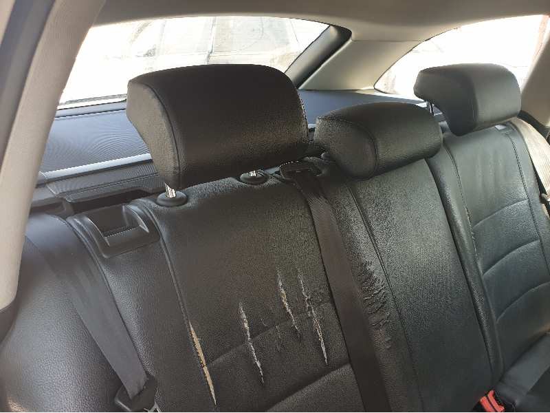 skoda superb combi (3t5) del año 2011