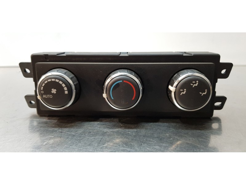 Recambio de mando calefaccion / aire acondicionado para chrysler grand voyager limited referencia OEM IAM 55111812AD  