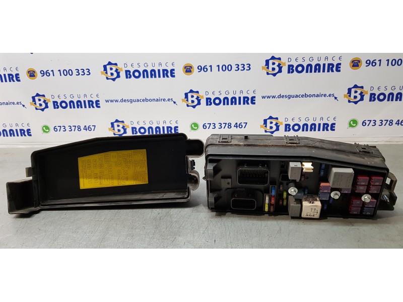 Recambio de caja reles / fusibles para kia carnival 2.9 crdi vgt active referencia OEM IAM 919504D050  