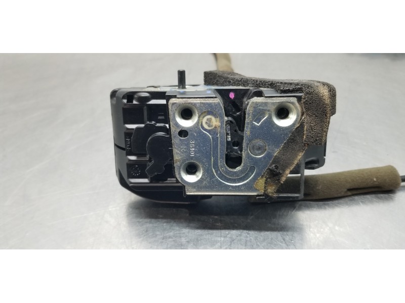 Recambio de cerradura puerta trasera derecha para renault koleos dynamique referencia OEM IAM 825029849R   Recambio de cerradura puerta trasera derecha para renault koleos dynamique referencia OEM IAM 825029849R