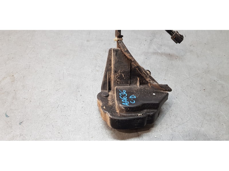 Recambio de cerradura puerta lateral derecha para kia carnival 2.9 crdi vgt active referencia OEM IAM 814204D010   Recambio de cerradura puerta lateral derecha para kia carnival 2.9 crdi vgt active referencia OEM IAM 814204D010