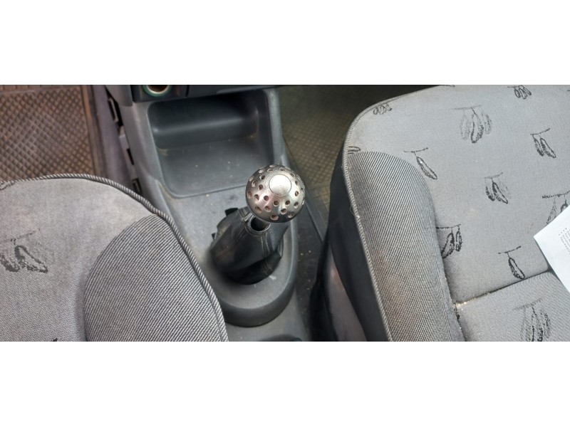 peugeot partner (s1) del año 2001