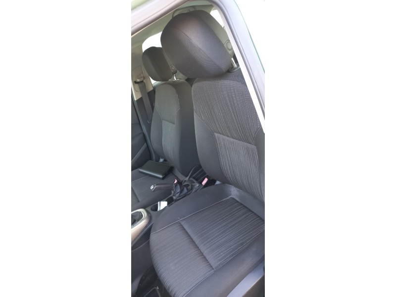 opel astra j lim. del año 2012