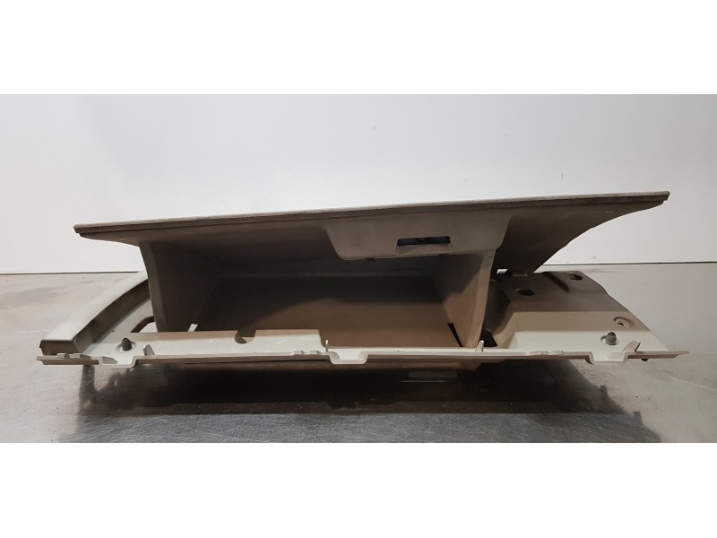 Recambio de guantera para chrysler grand voyager limited referencia OEM IAM L0095875  