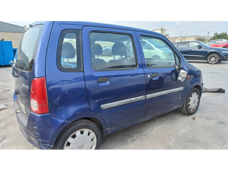 opel agila del año 2001