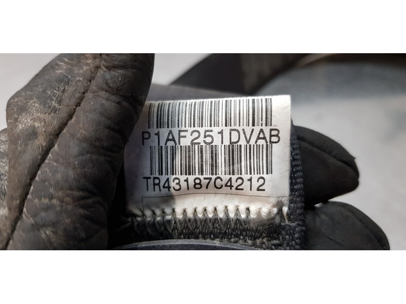 Recambio de cinturon seguridad trasero izquierdo para chrysler grand voyager limited referencia OEM IAM P1AF251DVAB  