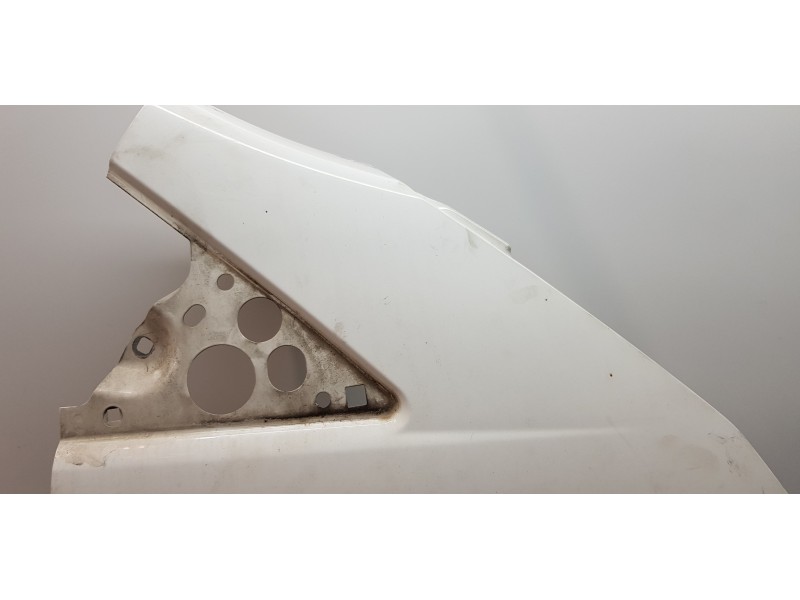 Recambio de aleta delantera derecha para ford transit kastenwagen (ttg) 310 l2 ambiente referencia OEM IAM 2242243 PBK31V16005AL