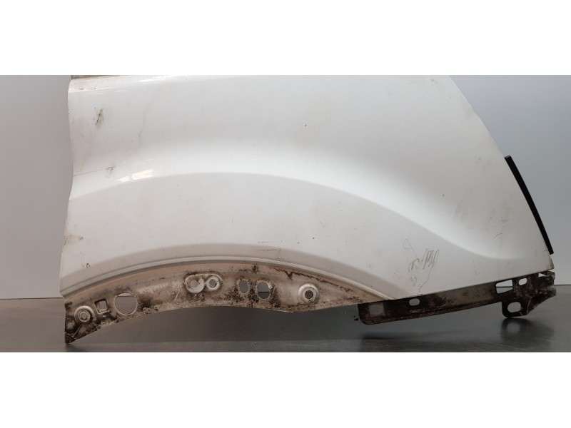 Recambio de aleta delantera derecha para ford transit kastenwagen (ttg) 310 l2 ambiente referencia OEM IAM 2242243 PBK31V16005AL