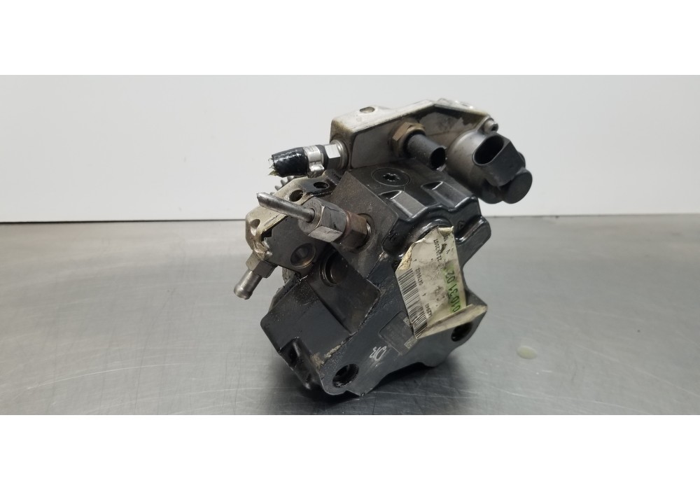 Recambio de bomba inyeccion para mercedes clase cls (w219) 320 cdi (219.322) referencia OEM IAM A6420700501 0445010145 