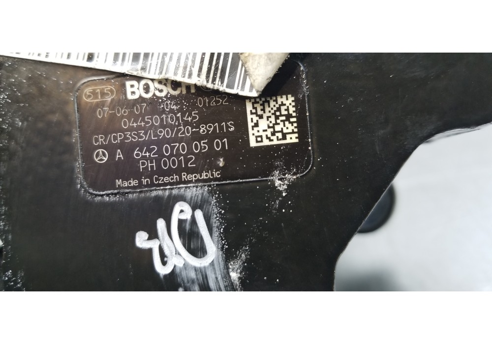 Recambio de bomba inyeccion para mercedes clase cls (w219) 320 cdi (219.322) referencia OEM IAM A6420700501 0445010145 