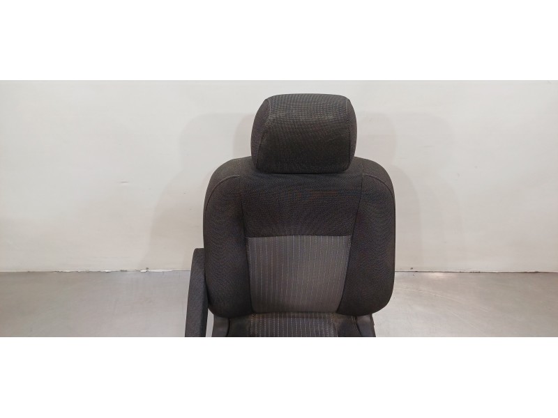 Recambio de asiento delantero izquierdo para ford transit kastenwagen (ttg) 310 l2 ambiente referencia OEM IAM 2006010 BK2161715