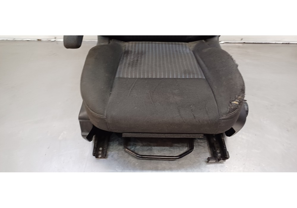 Recambio de asiento delantero izquierdo para ford transit kastenwagen (ttg) 310 l2 ambiente referencia OEM IAM 2006010 BK2161715