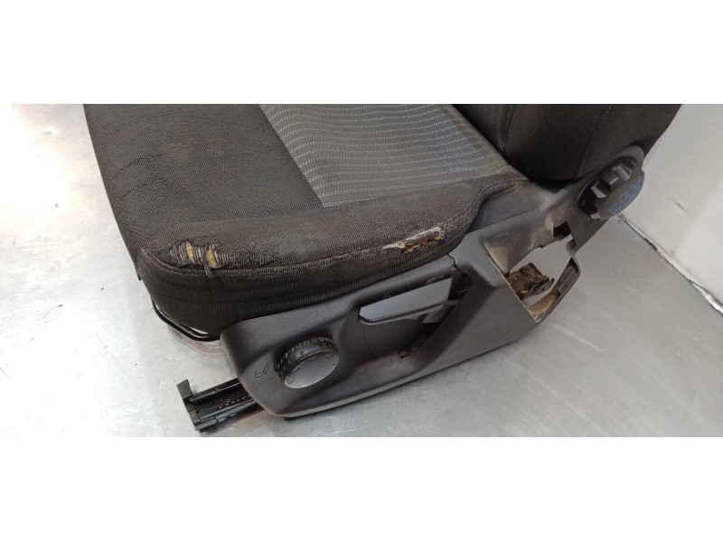 Recambio de asiento delantero izquierdo para ford transit kastenwagen (ttg) 310 l2 ambiente referencia OEM IAM 2006010 BK2161715