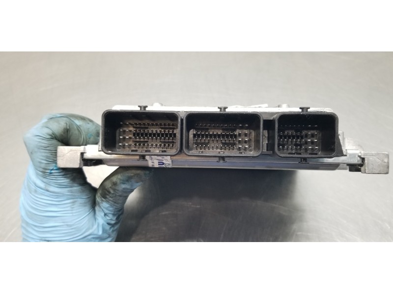 Recambio de centralita motor uce para ford kuga (cbv) titanium referencia OEM IAM 8V4112A650CA  