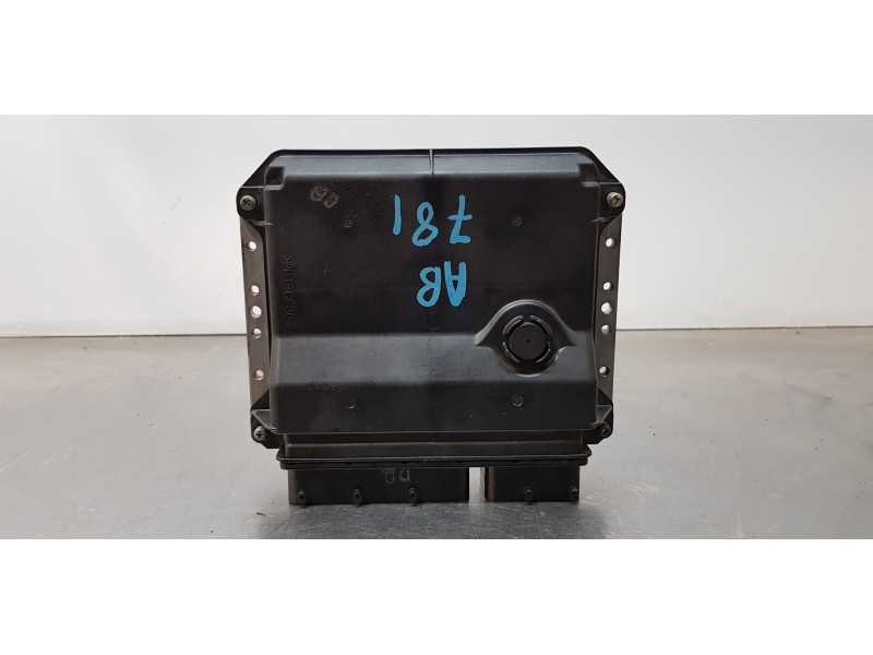 Recambio de centralita motor uce para toyota avensis (t27) executive referencia OEM IAM 8966105050   Recambio de centralita motor uce para toyota avensis (t27) executive referencia OEM IAM 8966105050